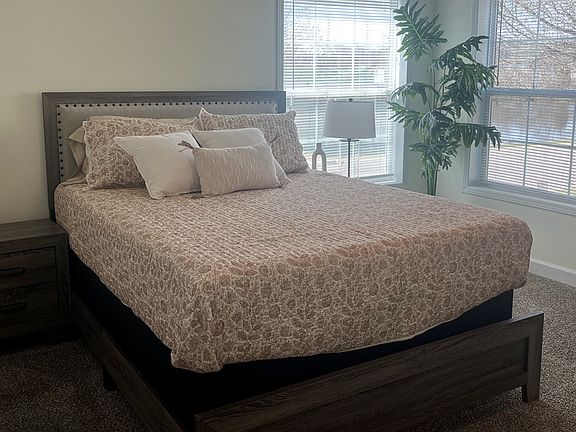 5th image of 23046 Aspen Blvd #46