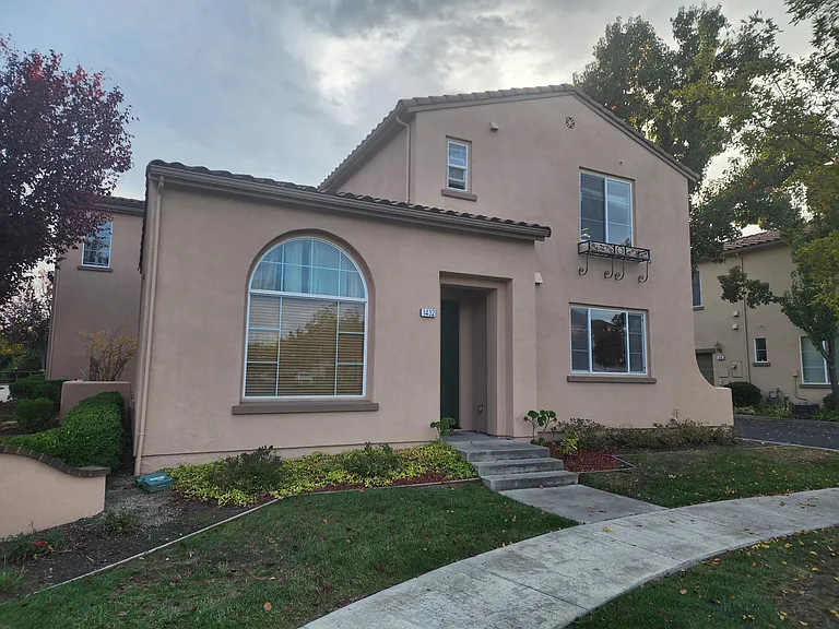 1432 Cedarwood Loop — Photo 1