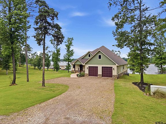 3rd image of 563 Caddo Trl