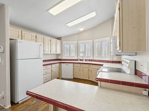 5th image of 2550 S Ellsworth Rd Unit 58