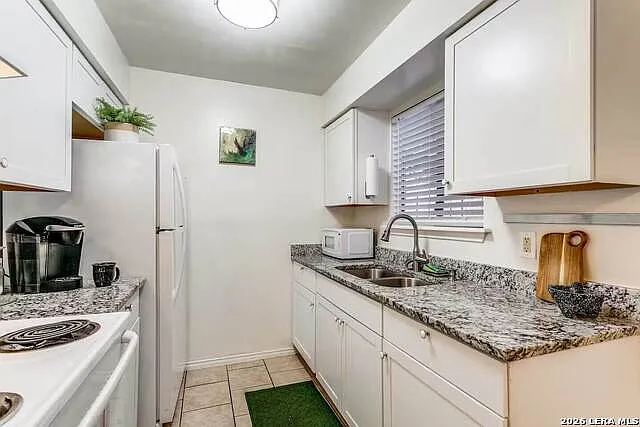 6857 Betty Levy — Photo 6