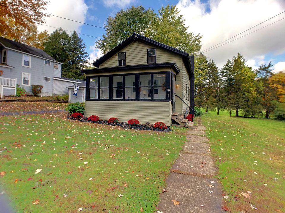 1st image of 23 E Oneida St