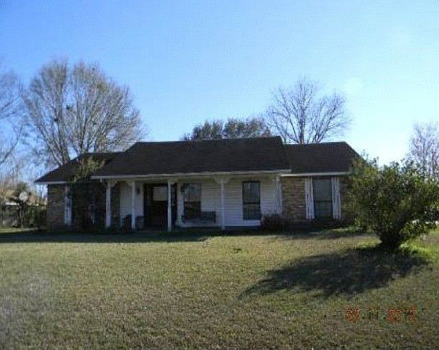 1st image of 37371 Southwood Village Ave