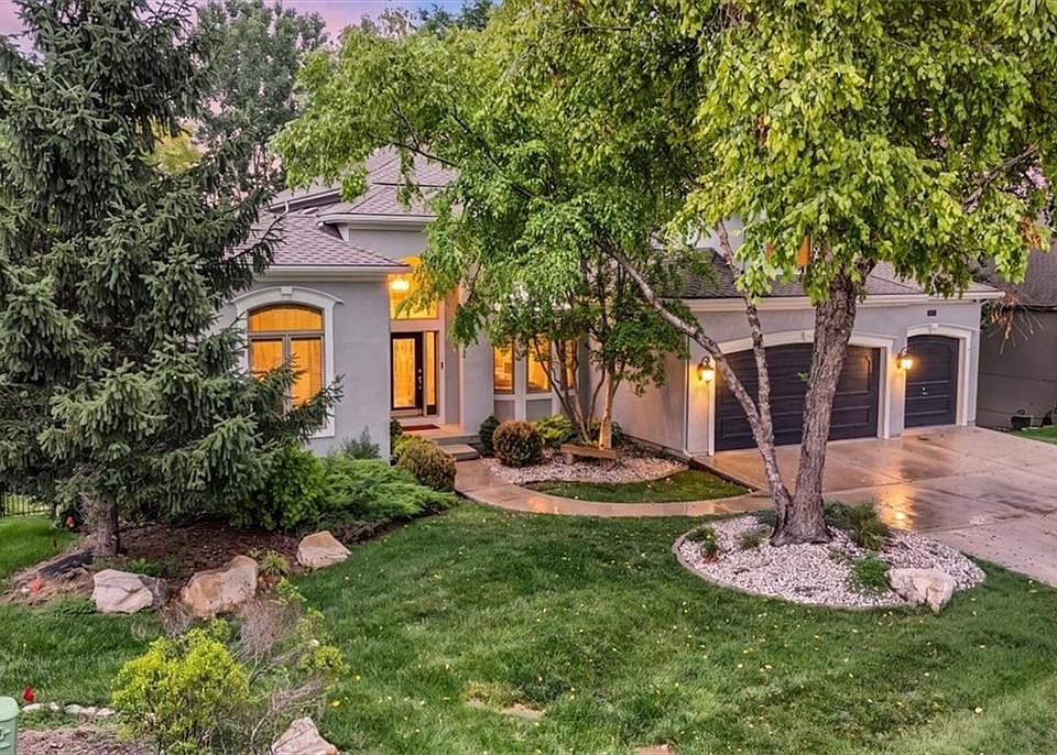 1st image of 9920 Skyview Ln