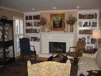 1st image of 641 Oakledge Dr