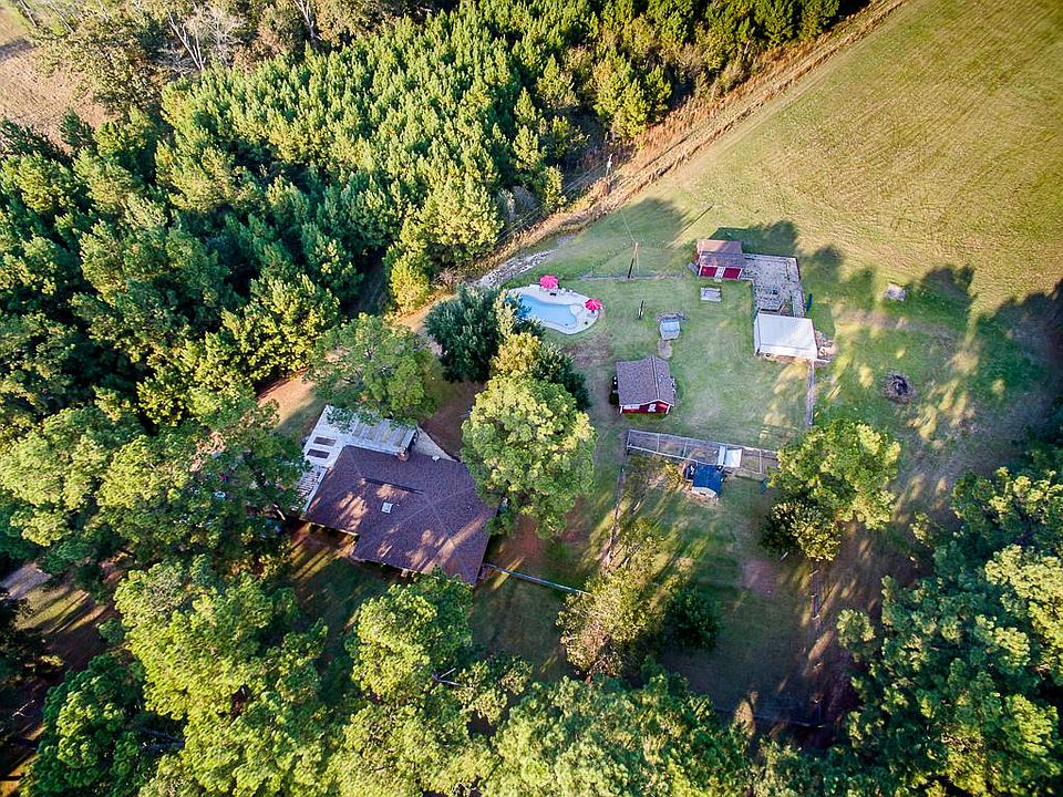 1st image of 118 Gregory Ln