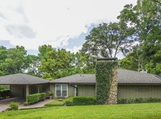 307 Forest Rd, Mount Dora, FL 32757