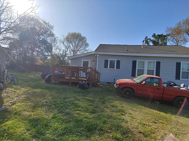 606 North St — Photo 18