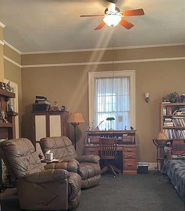 5th image of 159 Cambridge Ave E