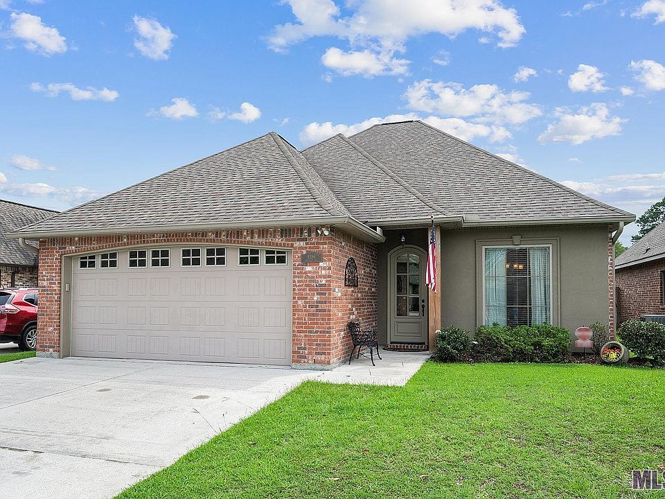 1st image of 9396 Wyndham Way
