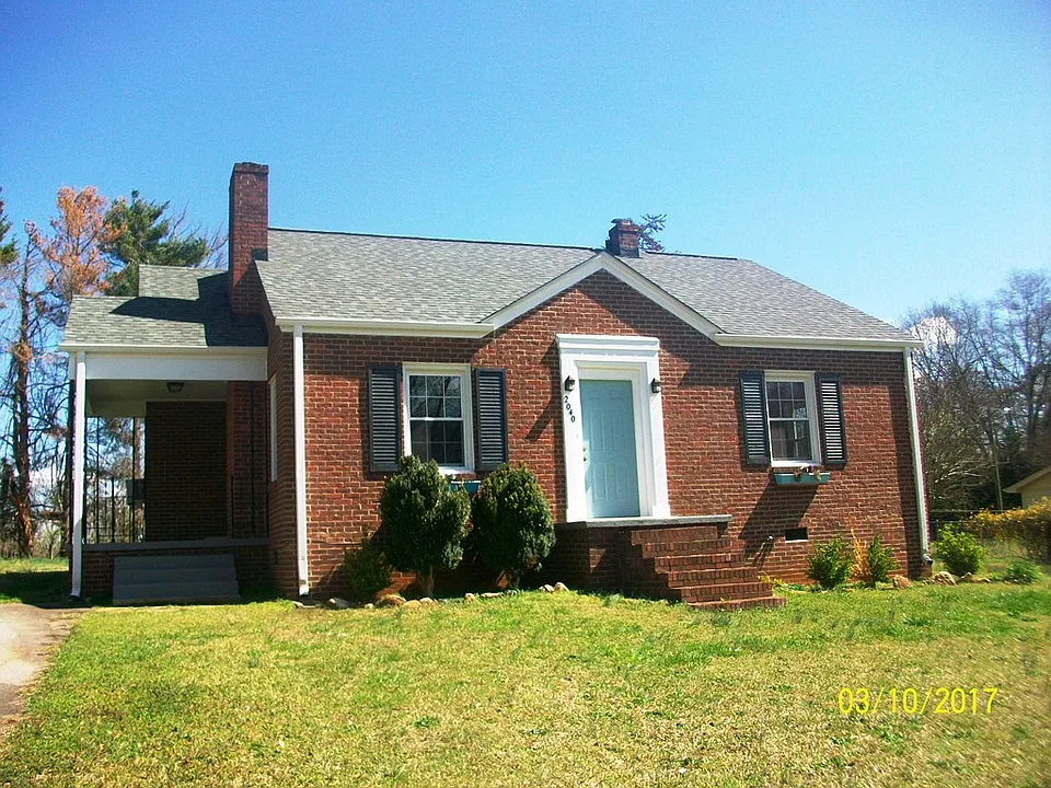 2040 Corinth Dr