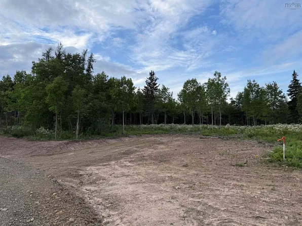 28 Mull River Rd, Mabou, NS B0E 1X0