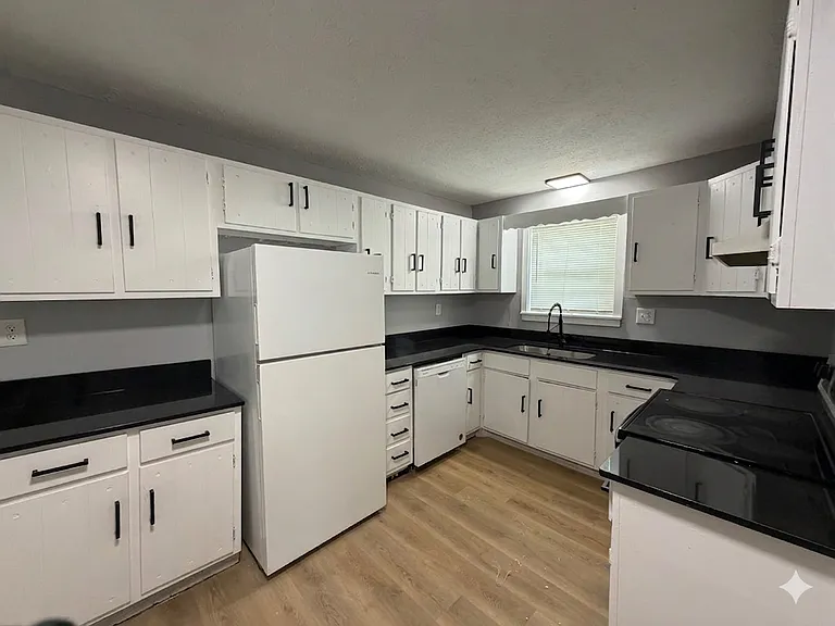 4525 Old Broadway St — Photo 5