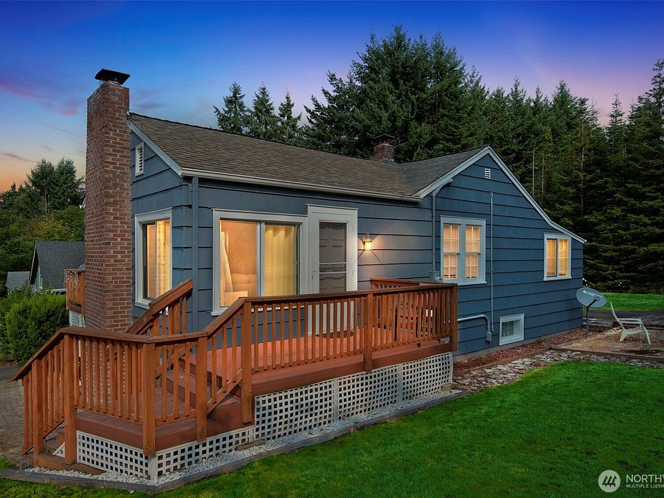 1st image of 117 Lake Louise Drive SW