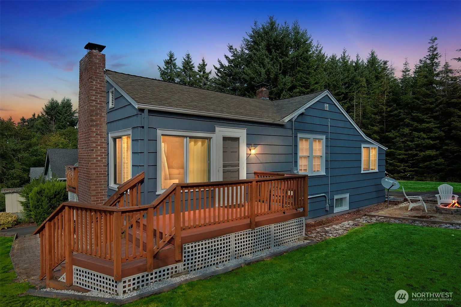 117 Lake Louise Drive SW photo 1
