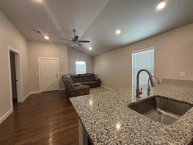 6209 Poppy Dr — Photo 24