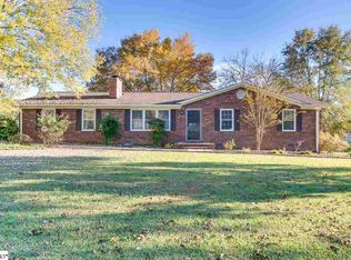301 Hickory Dr, Easley, SC 29642
