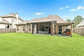 4 bed, 3.0 bath, 2510 sqft, $2,900 — Photo 2