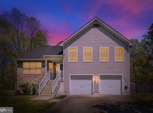 8054 High Oak Rd, Glen Burnie, MD 21060