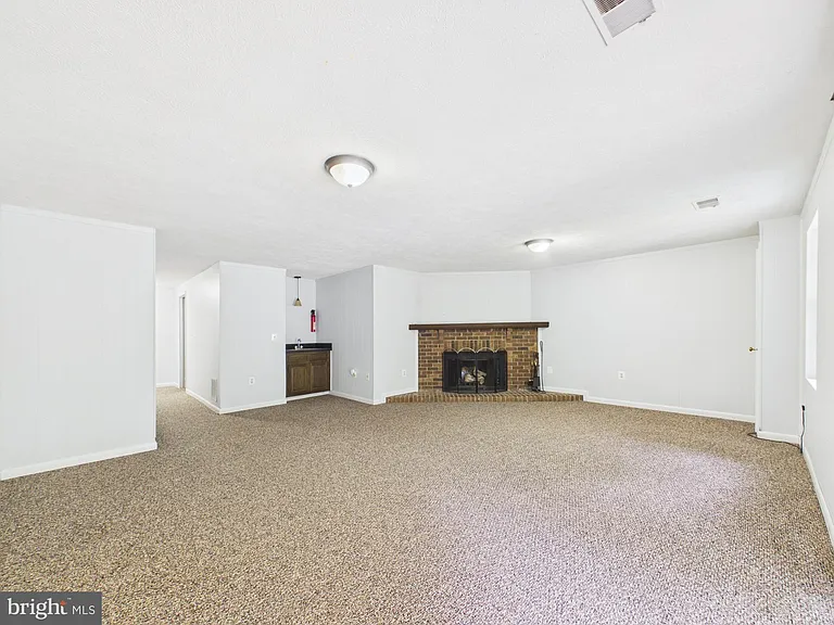 5971 Clerkenwell Ct — Photo 24