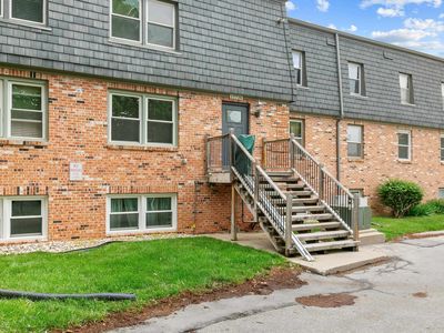 12726 Gail Plz APT 107, Omaha, NE, 68137