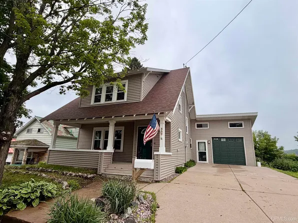 337 W Ridge St, Marquette, MI 49855