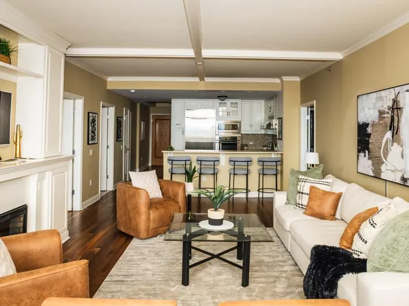 440 S Broad St Unit 2106, Philadelphia, PA 19146