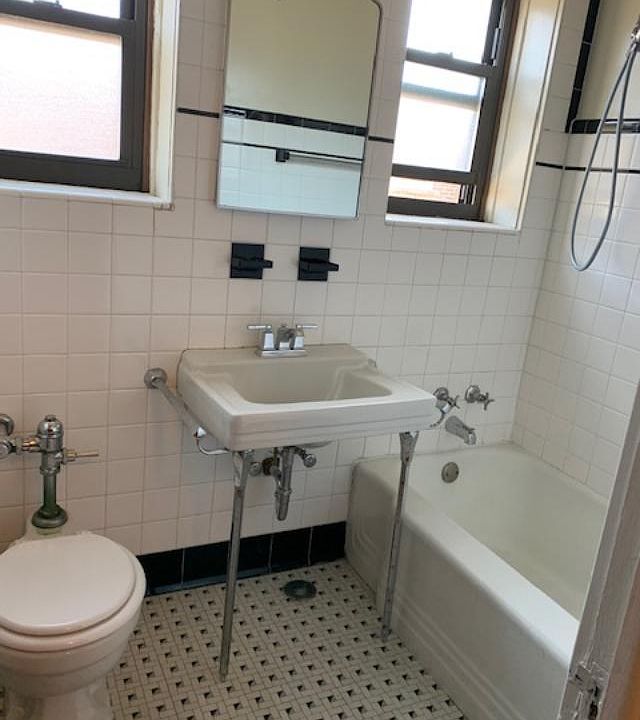 1st image of 4500 N Malden St #321