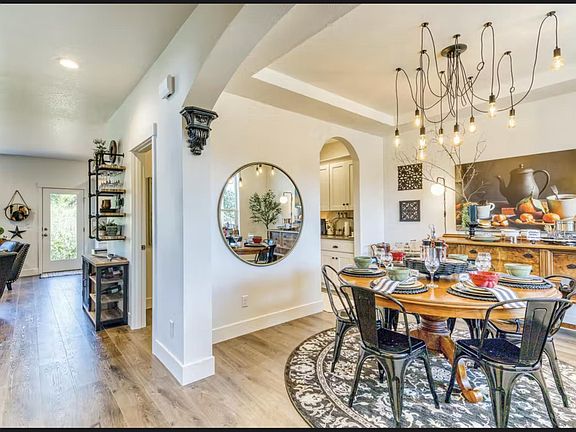 3rd image of 2505 Rockrose Ln