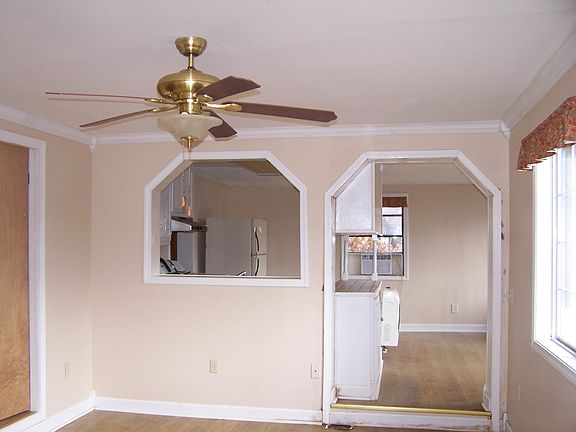 4th image of 141 Carter Creek Ln