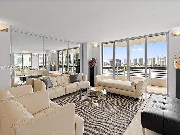 5th image of 3600 Mystic Pointe Dr APT 1606