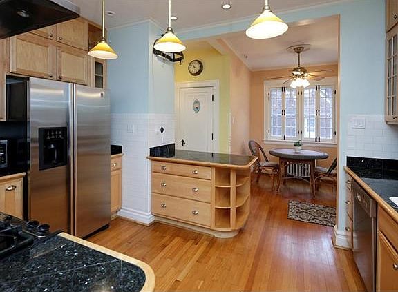 4th image of 754 Yale Ave