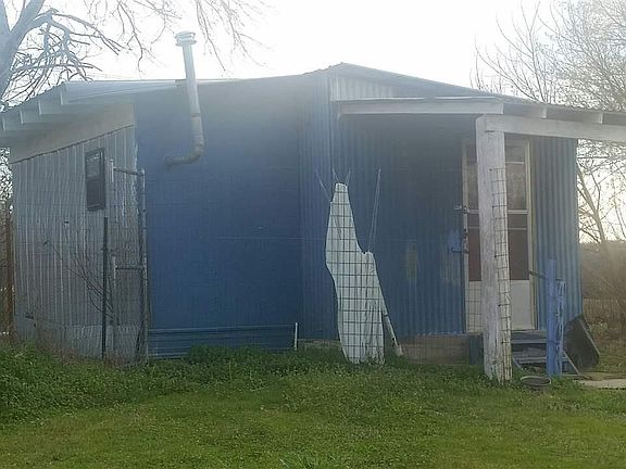4th image of 113 Polk 27
