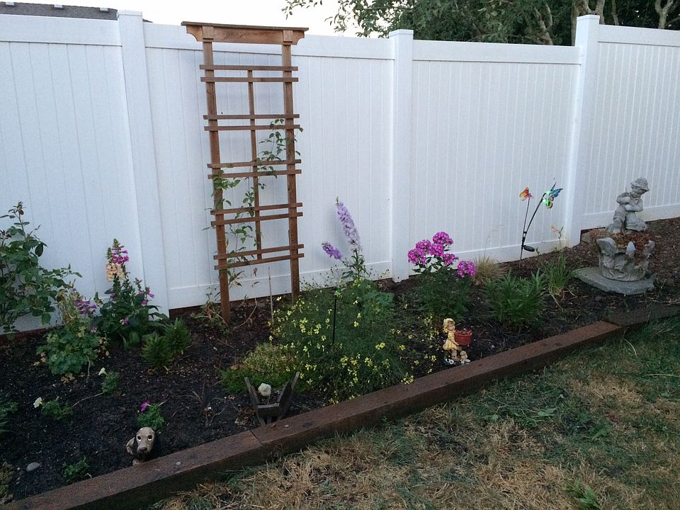 Flower garden
