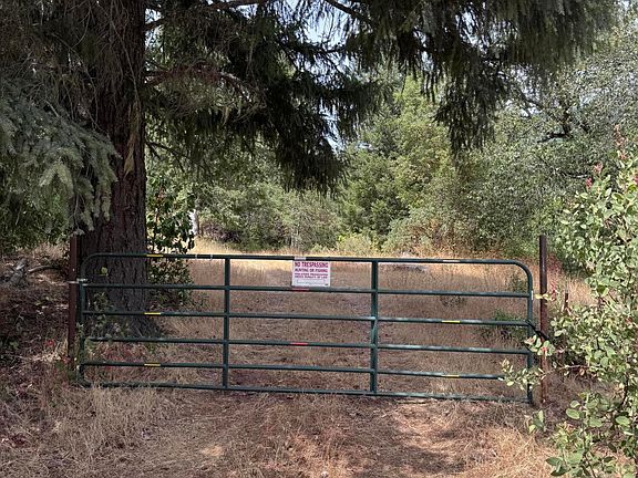 5th image of 331 Lamb Creek Rd