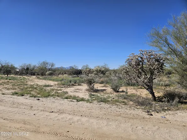 8798 S Marstellar Rd, Tucson, AZ 85736