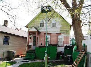 1127 W Mineral St, Milwaukee, WI 53204