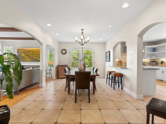 Dining room with large table and ample seating