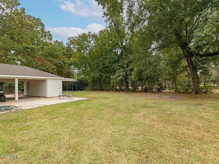 308 Burdin Rd — Photo 28