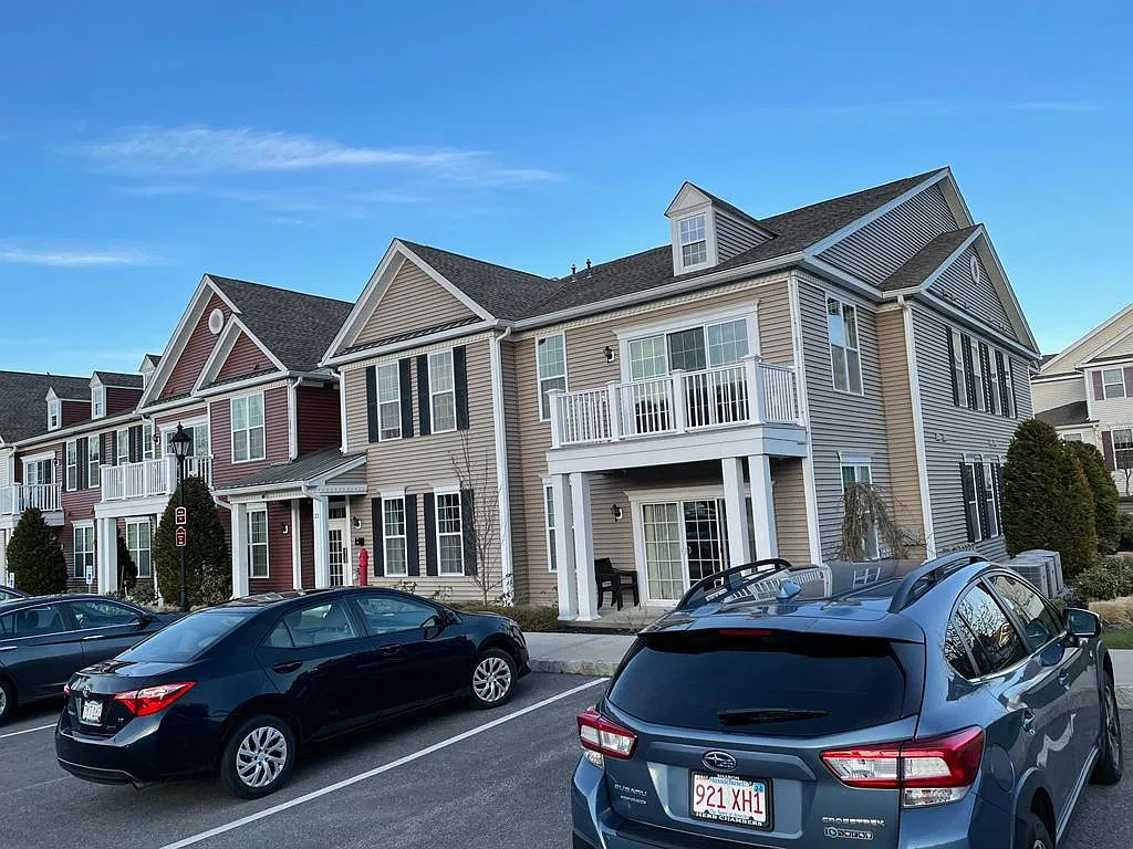 2 bed, 1223 sqft, $2,750 — Photo 3
