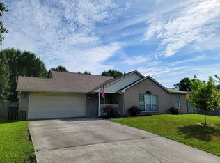2106 Post Oak Ln, Maryville, TN 37801