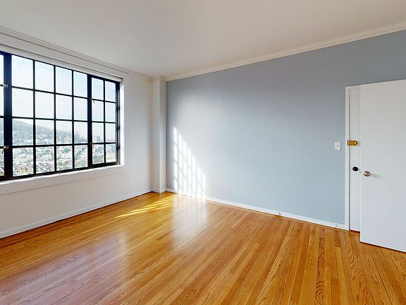 4th image of 555 Buena Vista Ave W #703