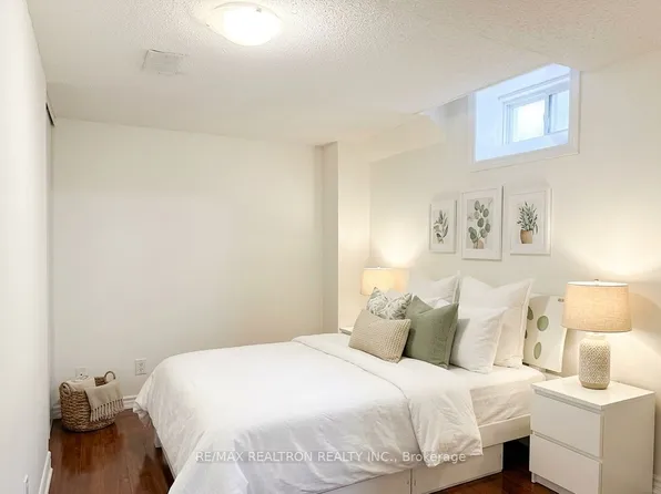 68 Sandham Cres #Basement, Markham, ON L3S 3M2