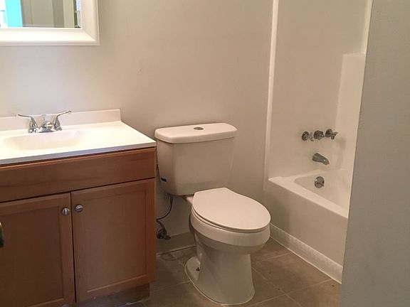 4th image of 5873 Birch Ln APT 5