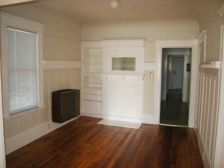 4th image of 3135 Sacramento St #1
