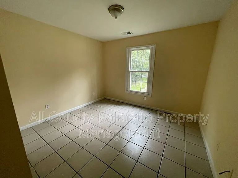 204 A St #B — Photo 3