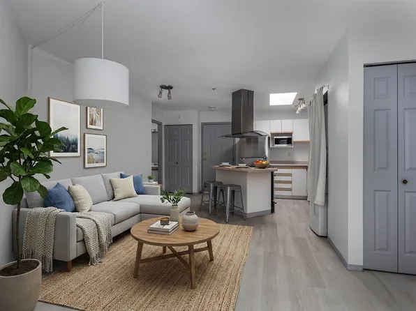 40180 Willow Cres #E309, Squamish, BC V8B 0M3