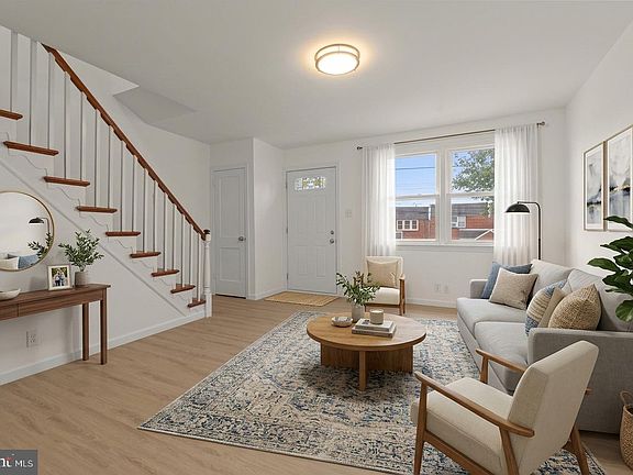 2nd image of 8038 Moro St