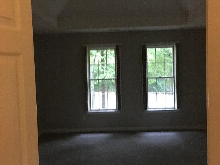 Large Master Bedroom