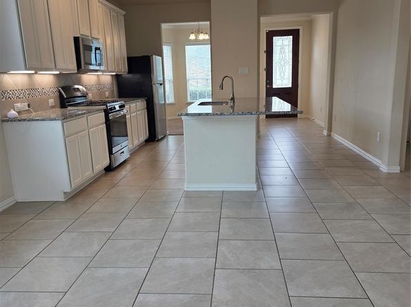 24722 Lake Basin Ct